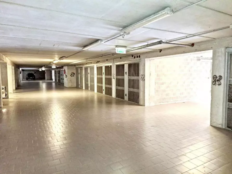 Immagine 21 di Posto auto in vendita  in via Anconetani, N. 2 a Jesi