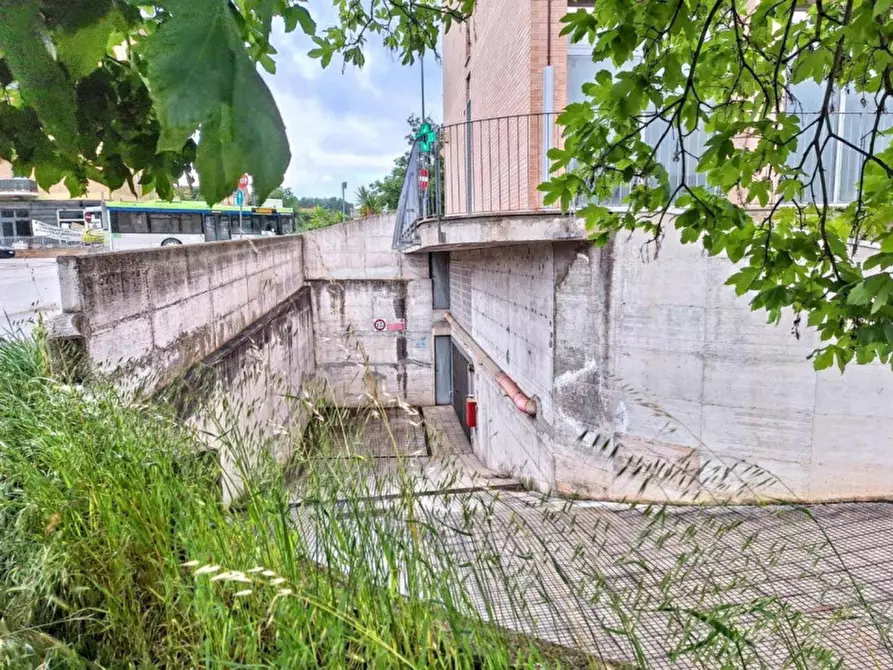 Immagine 23 di Posto auto in vendita  in via Anconetani, N. 2 a Jesi