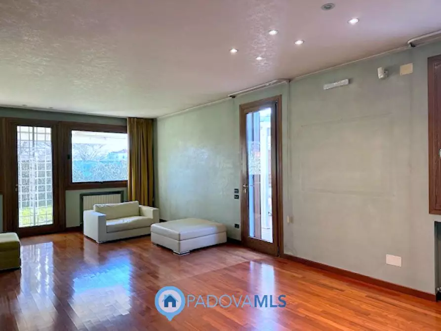 Immagine 5 di Casa bifamiliare in vendita  in Via Venezia a Vigodarzere