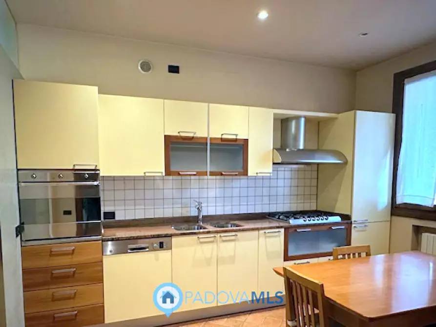 Immagine 7 di Casa bifamiliare in vendita  in Via Venezia a Vigodarzere