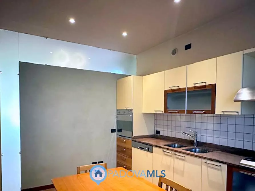 Immagine 8 di Casa bifamiliare in vendita  in Via Venezia a Vigodarzere