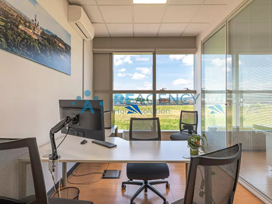 Immagine 18 di Ufficio in affitto  in via dell'edilizia 19 a Vicenza