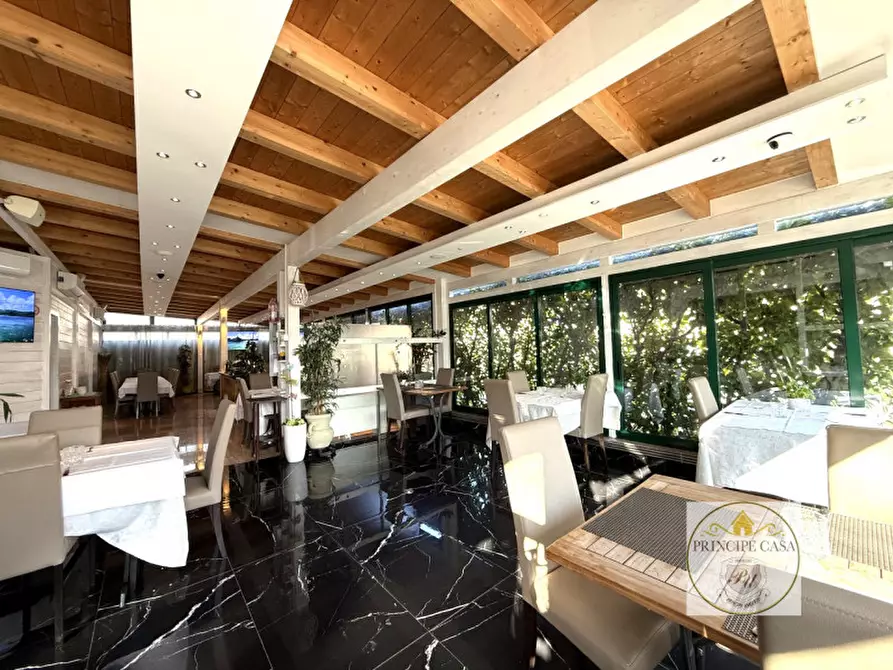 Immagine 4 di Attività commerciale in vendita  in Via Roma Est a Ospedaletto Euganeo