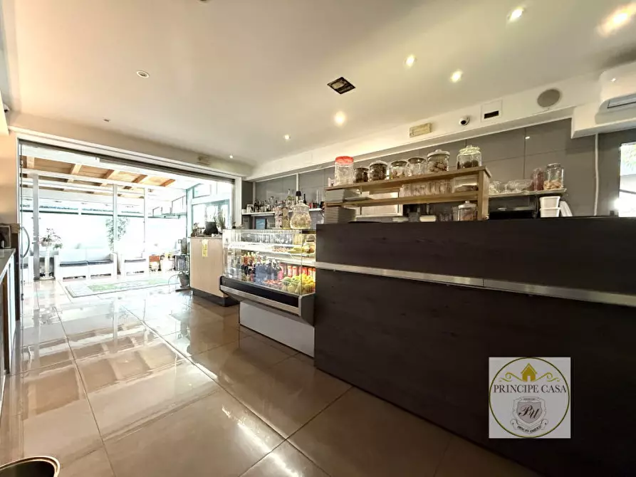 Immagine 11 di Attività commerciale in vendita  in Via Roma Est a Ospedaletto Euganeo