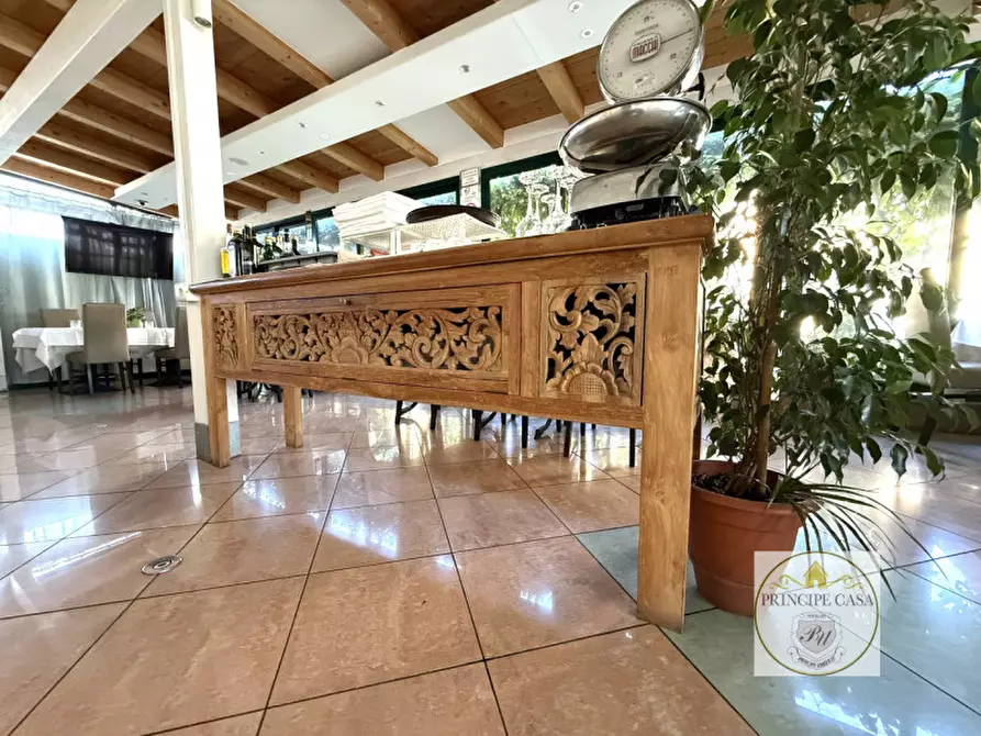 Immagine 53 di Attività commerciale in vendita  in Via Roma Est a Ospedaletto Euganeo