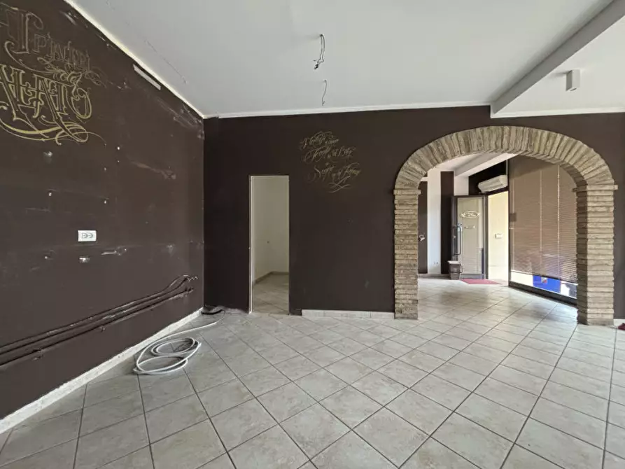 Immagine 5 di Attività commerciale in vendita  in Piazza della Repubblica, 6 a Torrile