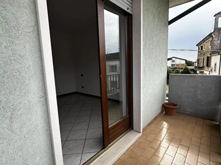 Immagine 4 di Appartamento in affitto  in Rizza a Castel D'azzano