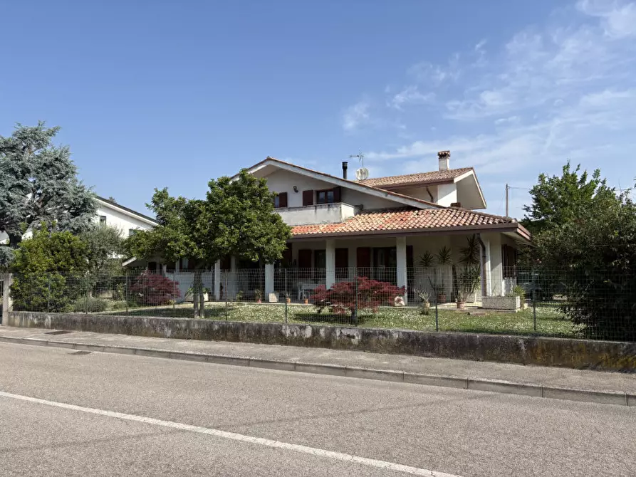 Immagine 7 di Casa indipendente in vendita  in Via Miramonti a Torreglia