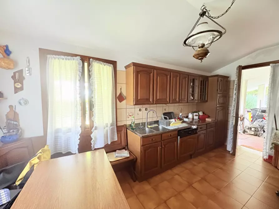Immagine 16 di Casa indipendente in vendita  in Via Miramonti a Torreglia