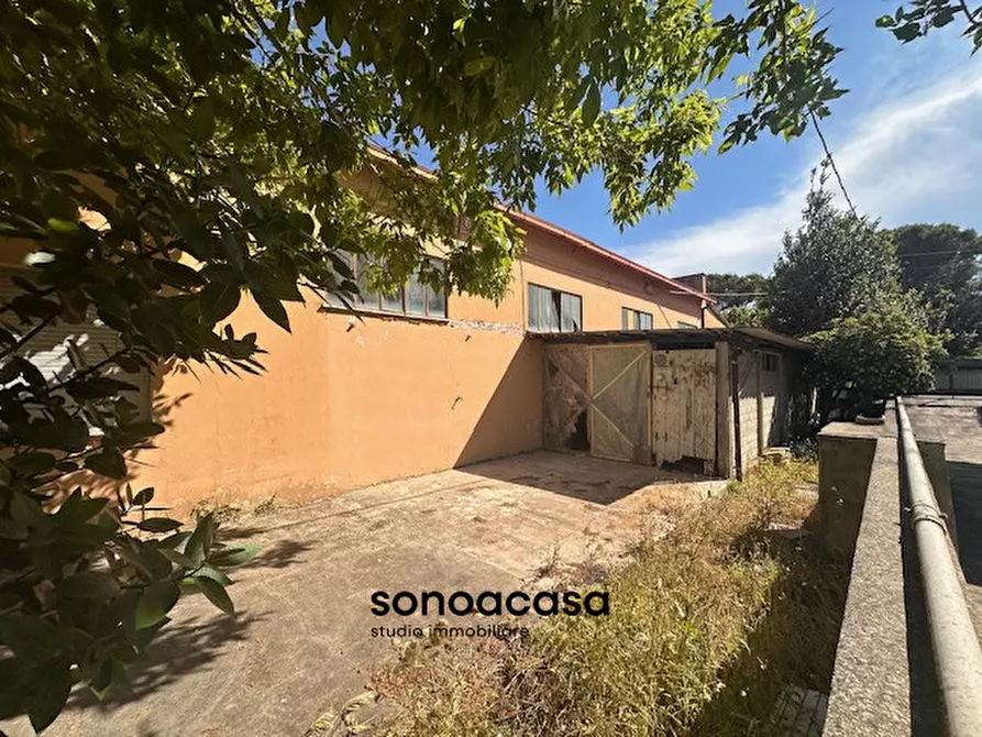 Immagine 1 di Casa indipendente in vendita  in Via Lago di Nemi 244 a Fano