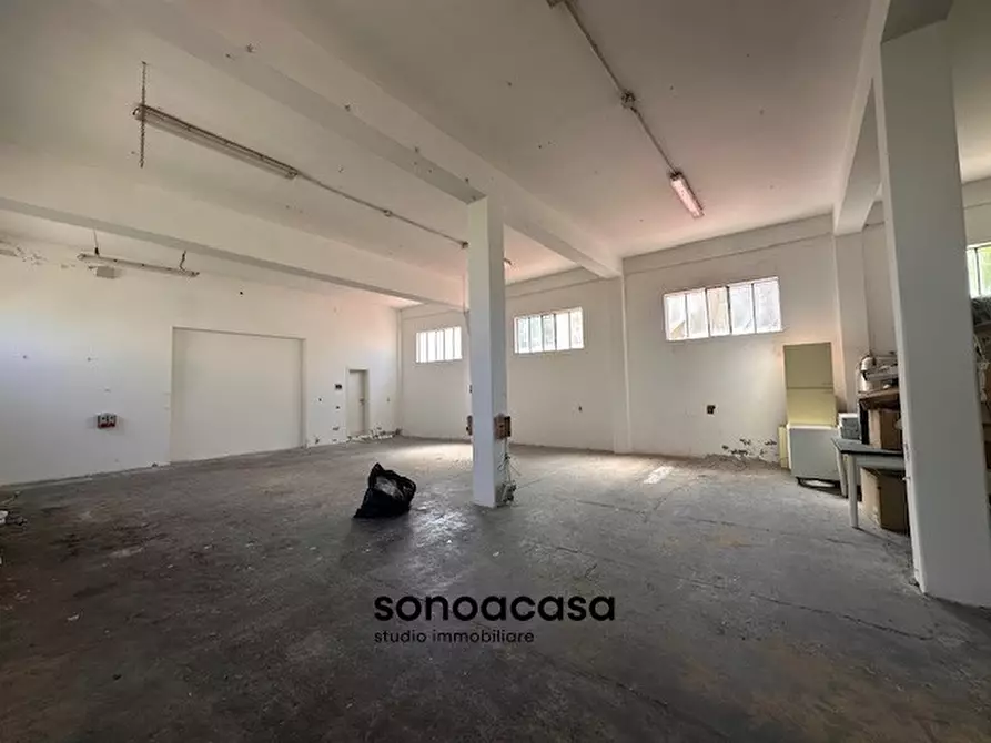 Immagine 9 di Casa indipendente in vendita  in Via Lago di Nemi 244 a Fano