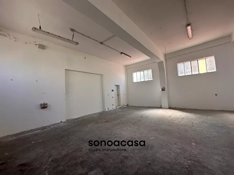 Immagine 10 di Casa indipendente in vendita  in Via Lago di Nemi 244 a Fano