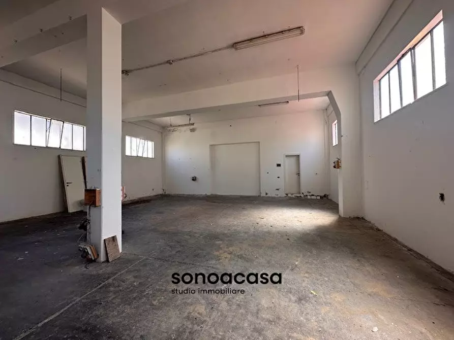 Immagine 15 di Casa indipendente in vendita  in Via Lago di Nemi 244 a Fano