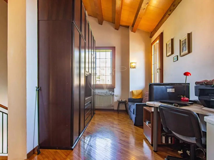 Immagine 20 di Villa in vendita  in Via Ugo Foscolo a Vicenza