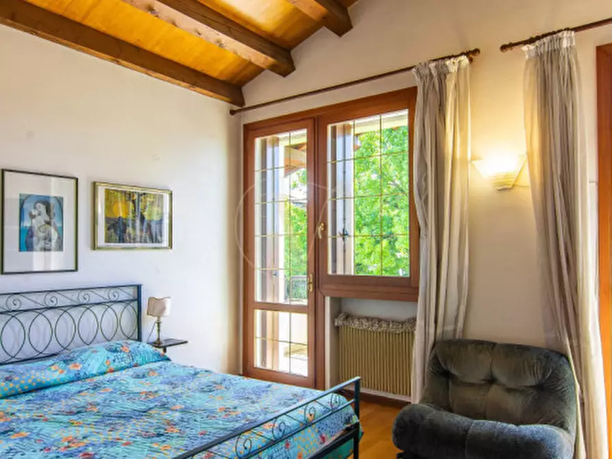 Immagine 26 di Villa in vendita  in Via Ugo Foscolo a Vicenza