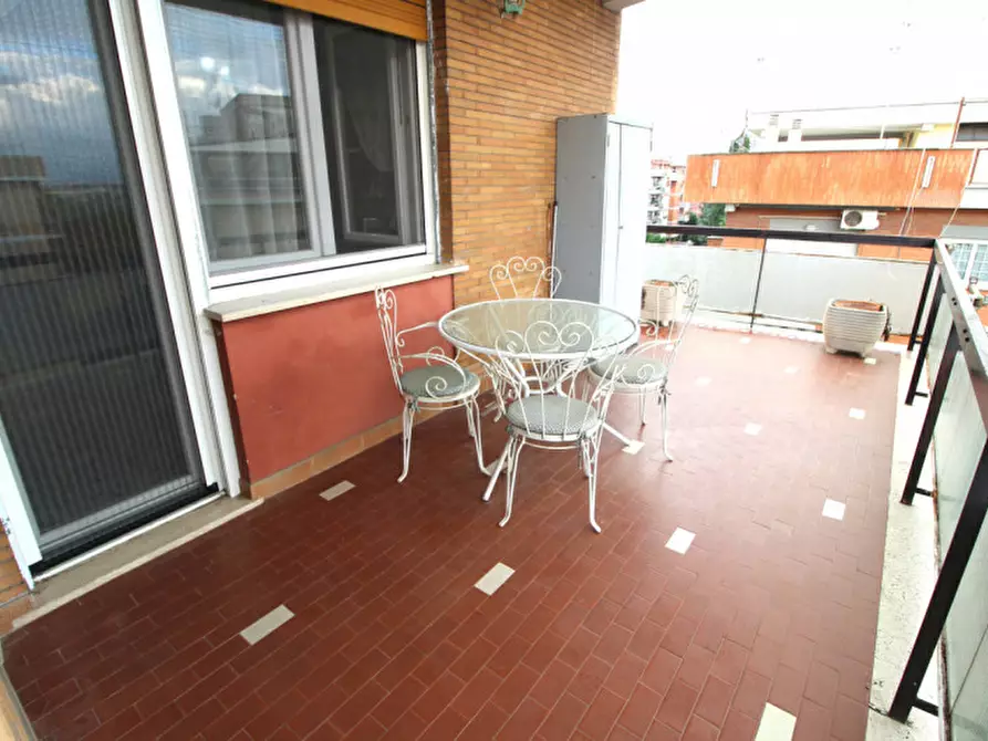 Immagine 17 di Appartamento in vendita  in Via Leopoldo Ruspoli a Roma