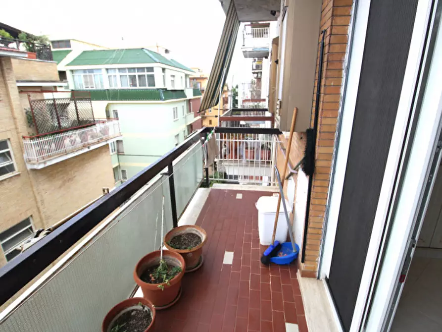 Immagine 18 di Appartamento in vendita  in Via Leopoldo Ruspoli a Roma