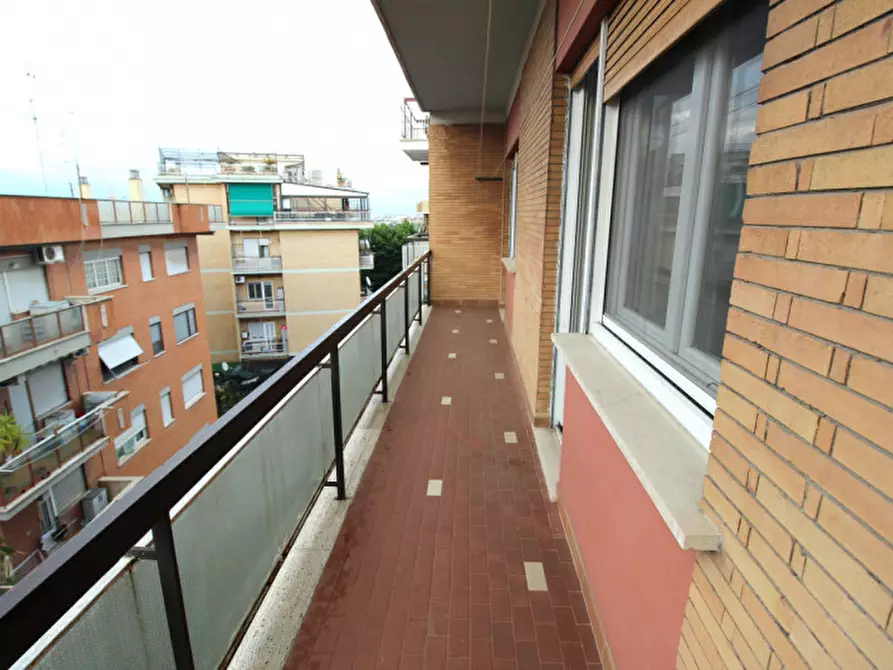 Immagine 25 di Appartamento in vendita  in Via Leopoldo Ruspoli a Roma