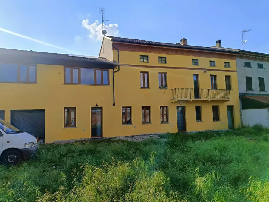 Immagine 1 di Villa in vendita  in Via Regina Margherita  15 a Valmacca