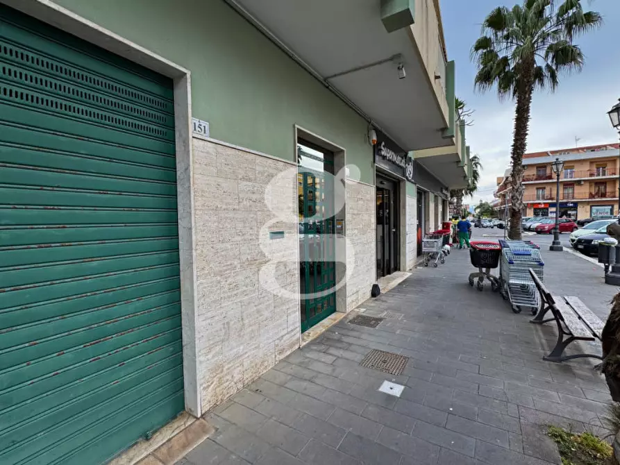 Immagine 41 di Appartamento in vendita  in Via San Giovanni,153 a Milazzo