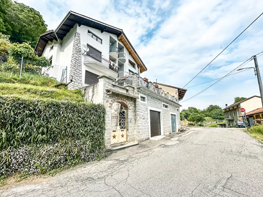 Immagine 27 di Villetta a schiera in vendita  in VIA COSSA 22 a Pray