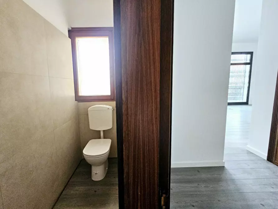Immagine 9 di Negozio in affitto  in VIA MARTIRI DELLA LIBERTà a Este