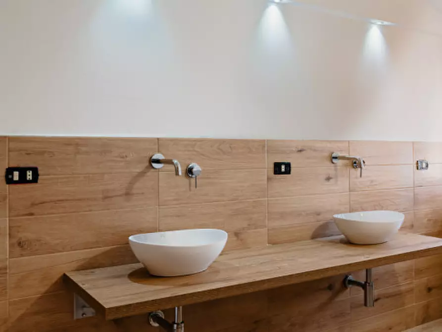 Immagine 29 di Attico in vendita  in Via Sebastiano Satta a Bosa