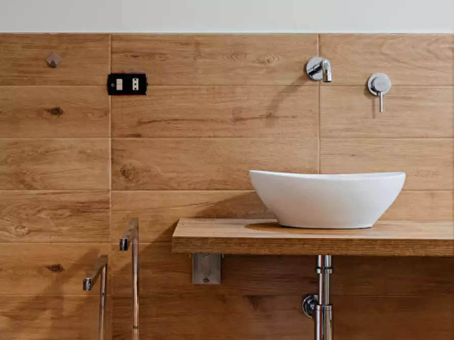 Immagine 31 di Attico in vendita  in Via Sebastiano Satta a Bosa