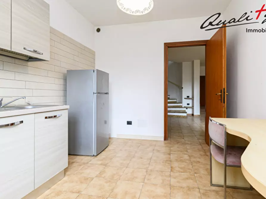 Immagine 8 di Appartamento in vendita  in viale Cesare Battisti a Attigliano