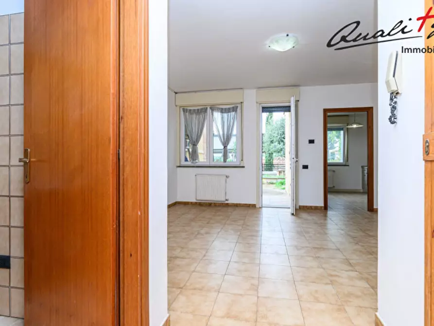 Immagine 10 di Appartamento in vendita  in viale Cesare Battisti a Attigliano