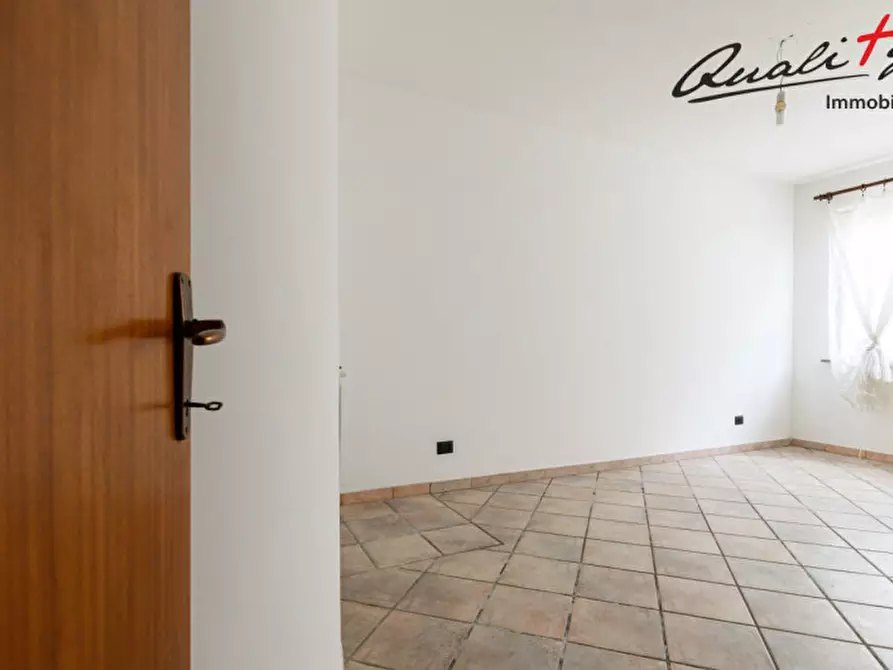 Immagine 11 di Appartamento in vendita  in viale Cesare Battisti a Attigliano