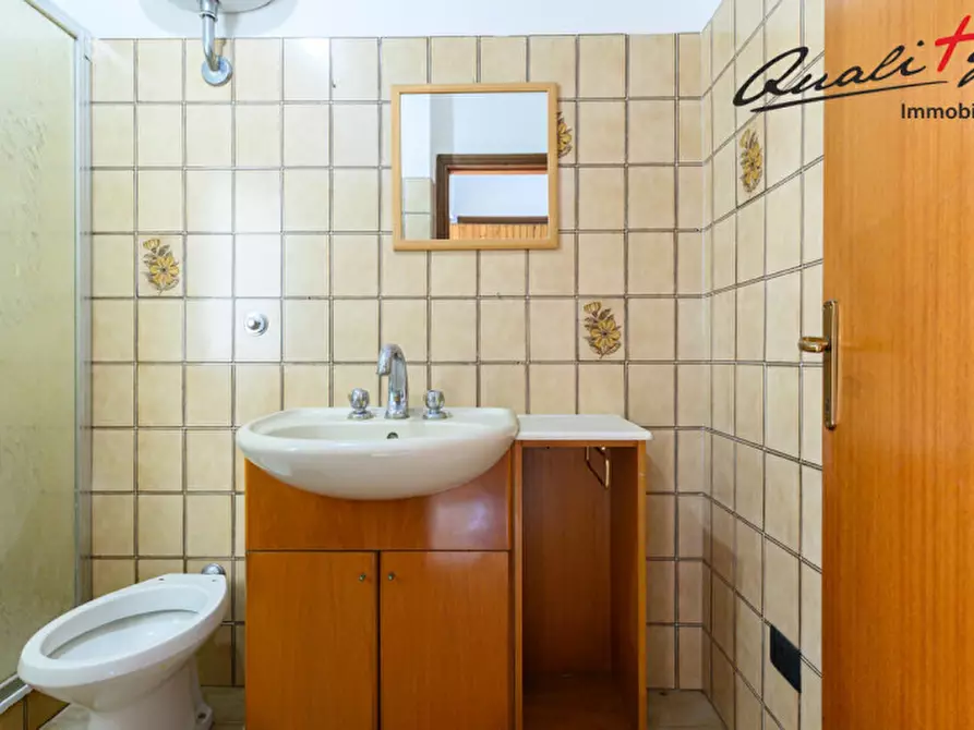 Immagine 14 di Appartamento in vendita  in viale Cesare Battisti a Attigliano