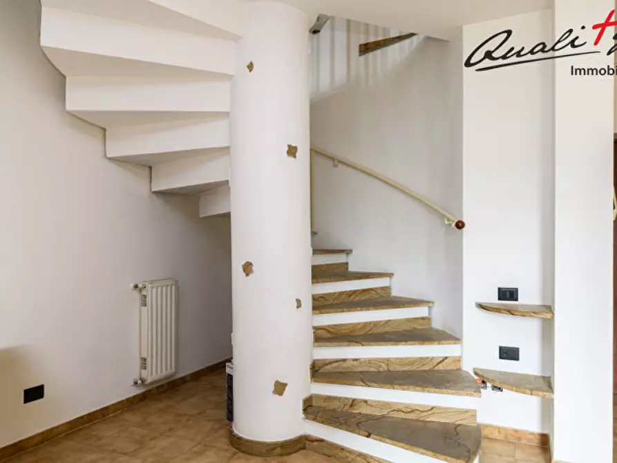 Immagine 17 di Appartamento in vendita  in viale Cesare Battisti a Attigliano