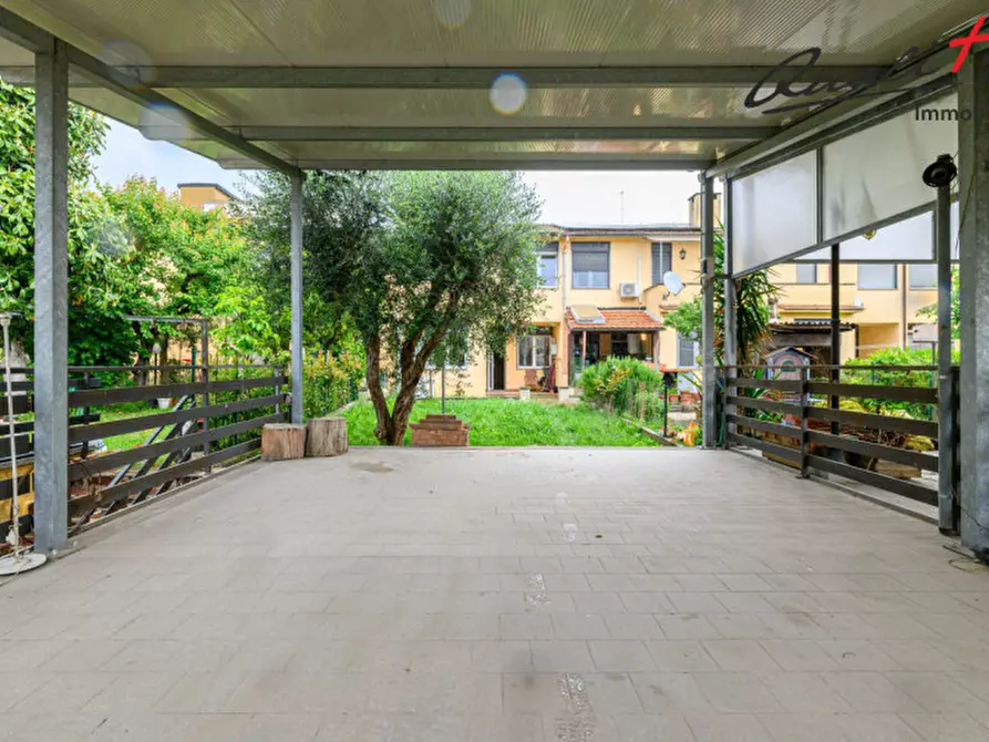 Immagine 35 di Appartamento in vendita  in viale Cesare Battisti a Attigliano