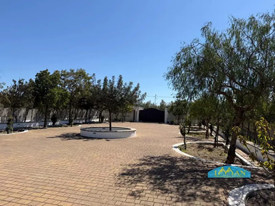 Immagine 27 di Villa in vendita  in Carlo di noi Inferiore a Francavilla Fontana