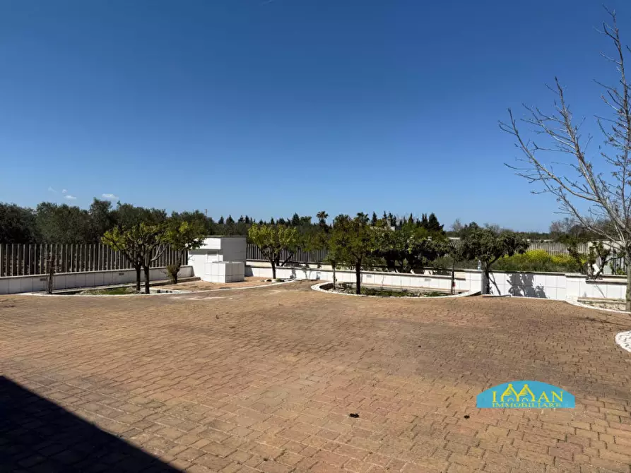 Immagine 31 di Villa in vendita  in Carlo di noi Inferiore a Francavilla Fontana