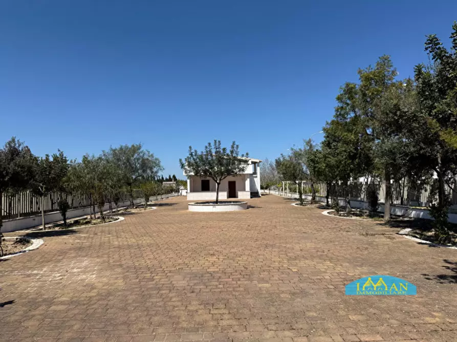 Immagine 36 di Villa in vendita  in Carlo di noi Inferiore a Francavilla Fontana