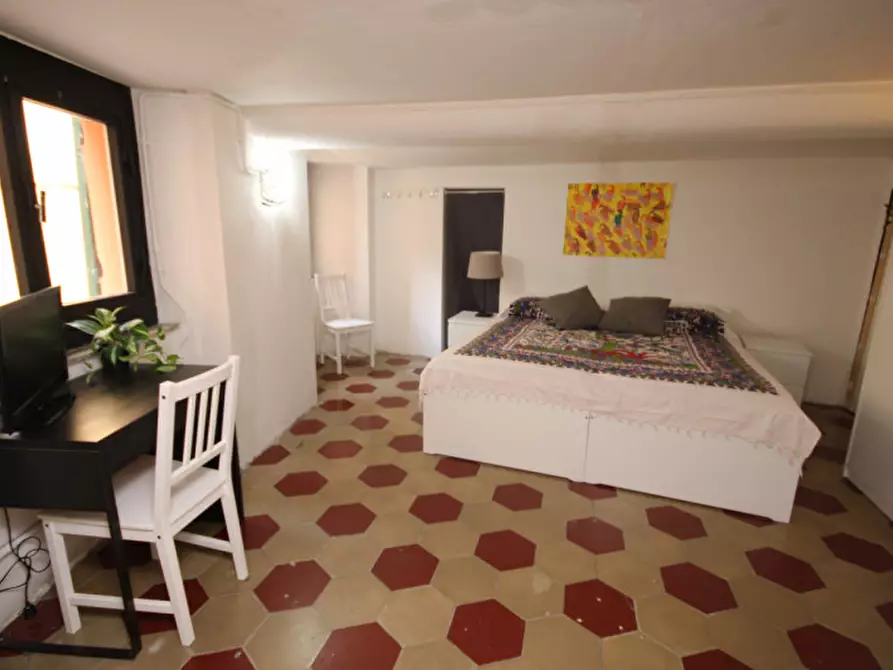 Immagine 11 di Appartamento in vendita  in salita di mascherona a Genova