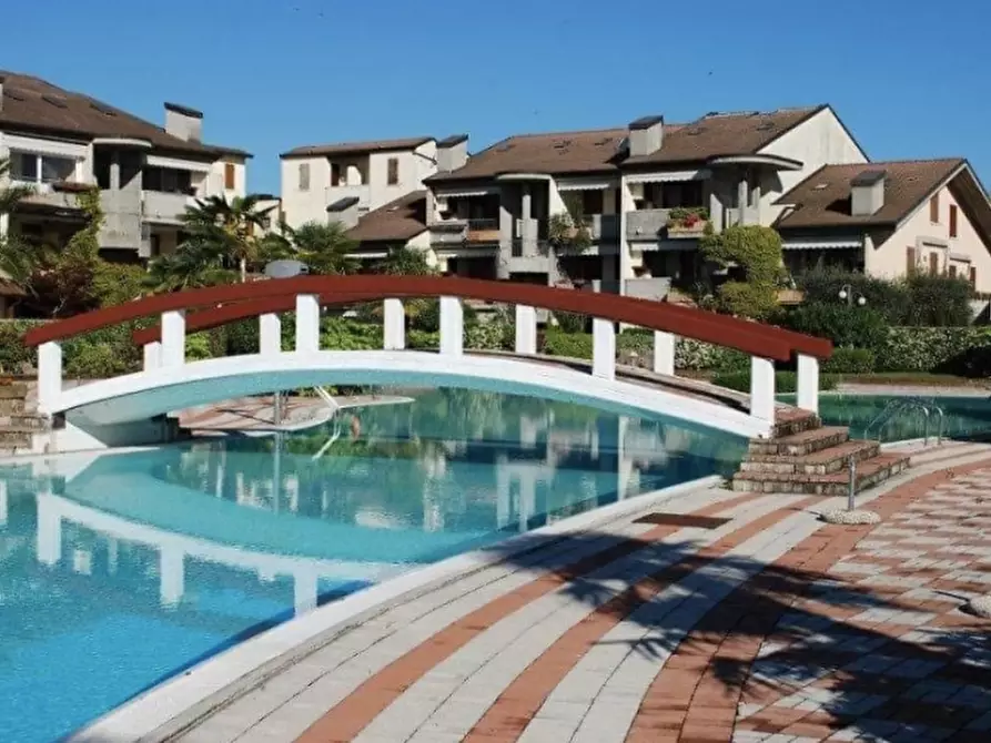 Immagine 4 di Appartamento in vendita  in Green Residence a Desenzano Del Garda