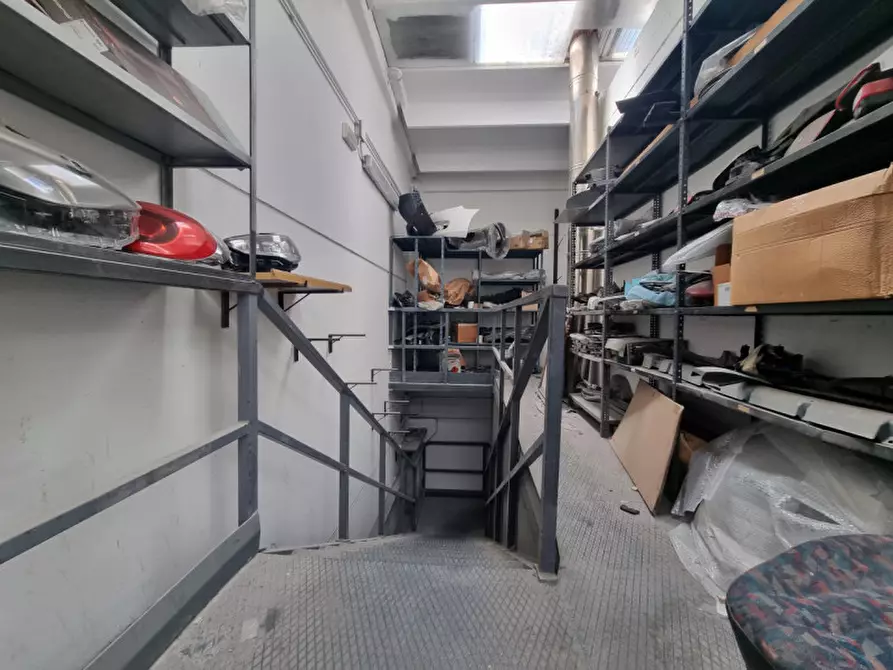 Immagine 2 di Capannone industriale in vendita  in VIA MORESE a Sesto Fiorentino