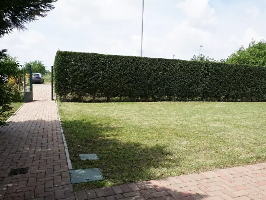 Immagine 65 di Casa trifamiliare in vendita  in Via Paradigna, 100 a Parma