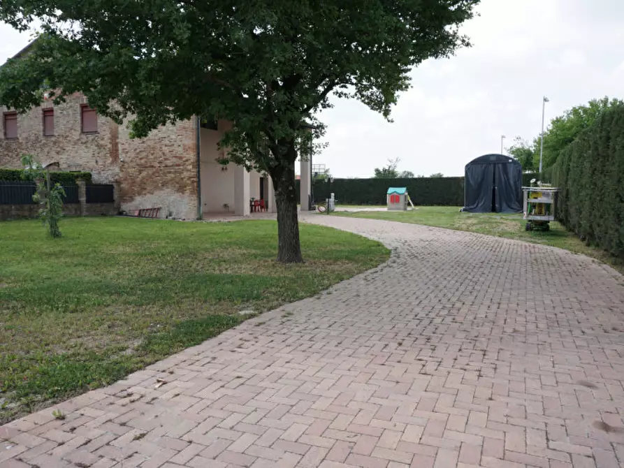 Immagine 75 di Casa trifamiliare in vendita  in Via Paradigna, 100 a Parma