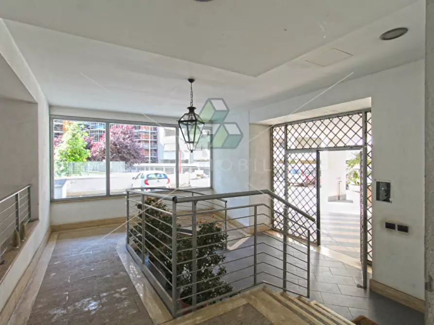 Immagine 14 di Appartamento in vendita  in Via Luigi De Marchi a Roma