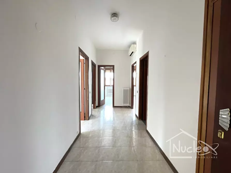 Immagine 12 di Appartamento in vendita  a Montegrotto Terme