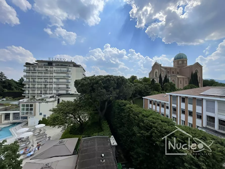 Immagine 17 di Appartamento in vendita  a Montegrotto Terme