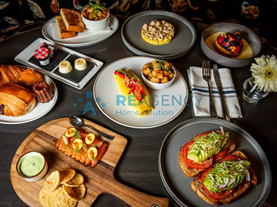 Immagine 1 di Attività commerciale in vendita  in VIALE TRIESTE 95 a Lonigo