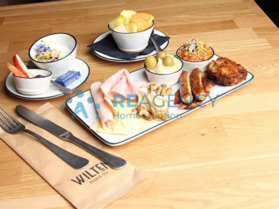 Immagine 3 di Attività commerciale in vendita  in VIALE TRIESTE 95 a Lonigo