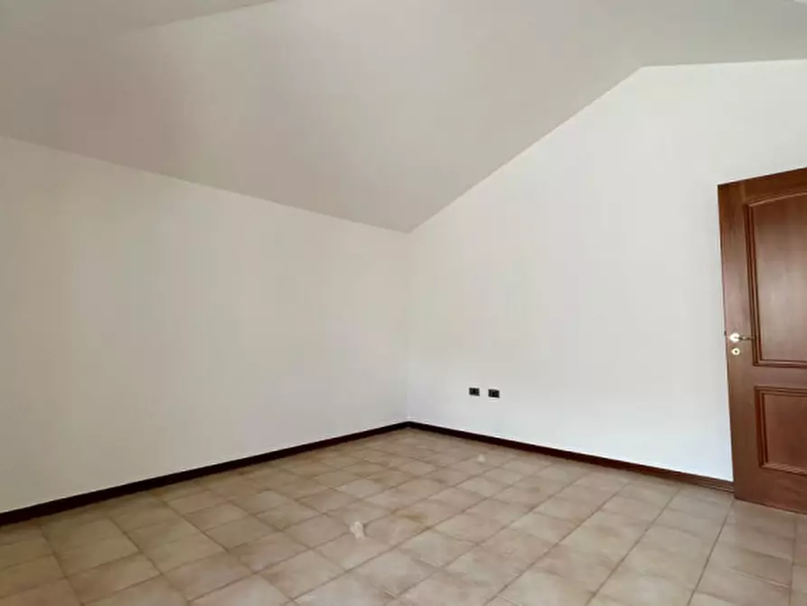 Immagine 14 di Attico in vendita  a Bastiglia