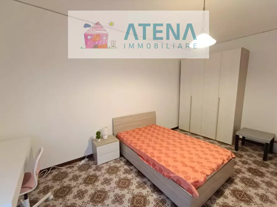 Immagine 4 di Camera in affitto  in Via Ca' Magno a Padova