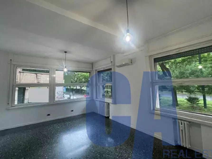 Immagine 3 di Ufficio in affitto  in VIA LEGNANO a Milano